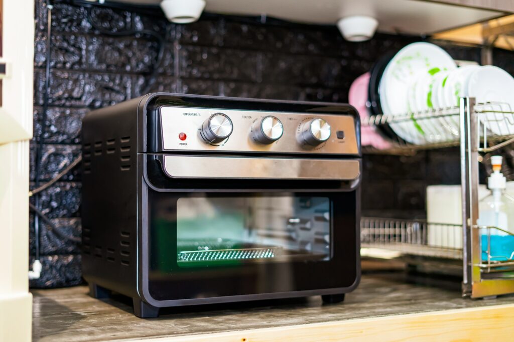 The Science behind your kitchen: unveiling the Engineering Marvels of Commercial Equipment